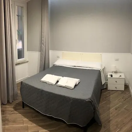 Guest house Rent Colosseum 2*