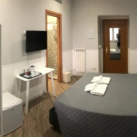 Rent Colosseum Guest house 2*