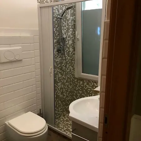 Rent Colosseum Guest house